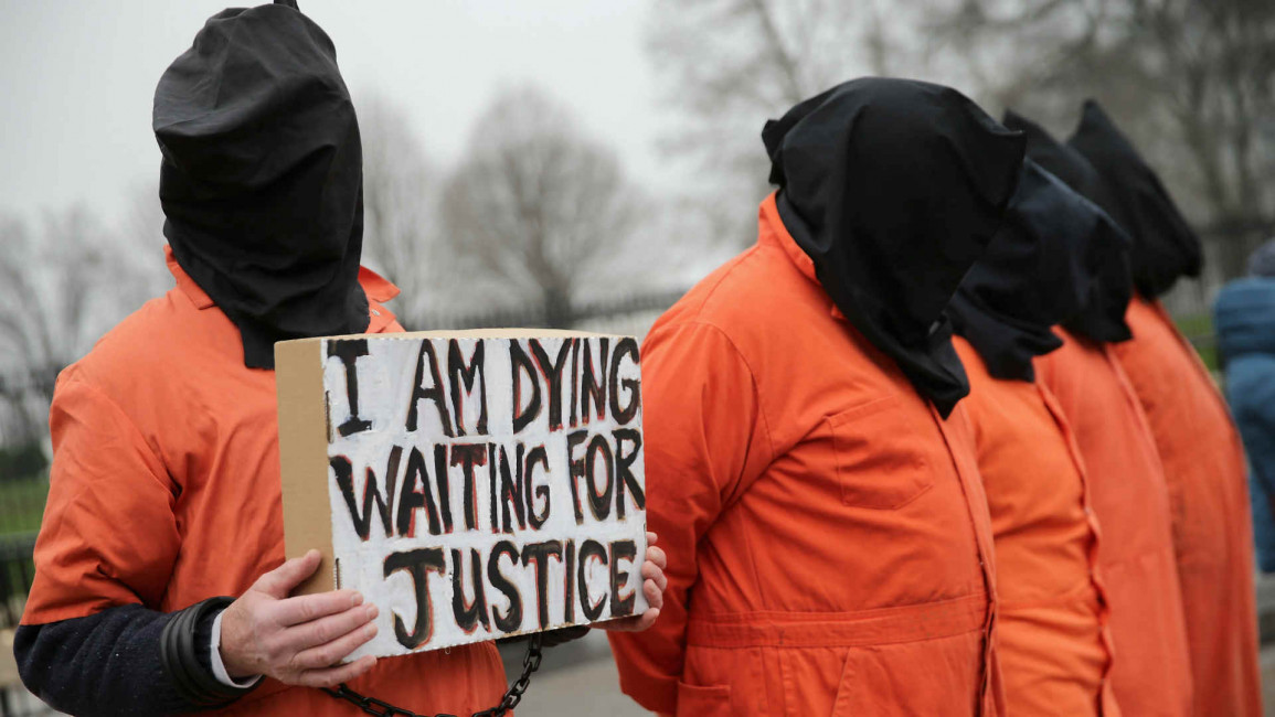 Pentagon: AS Pindahkan Tahanan Penjara Guantanamo Ke Maroko